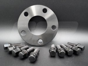 Maserati Grecale Wheel Spacers - CFP - 5mm - Black - set of 2 w/ extended bolts